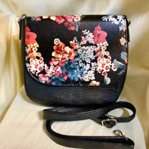 ❤️K.Carroll Accessories Handbag, 10 in. Wide x 10 in High x 4-1/2 in Deep  /HB34